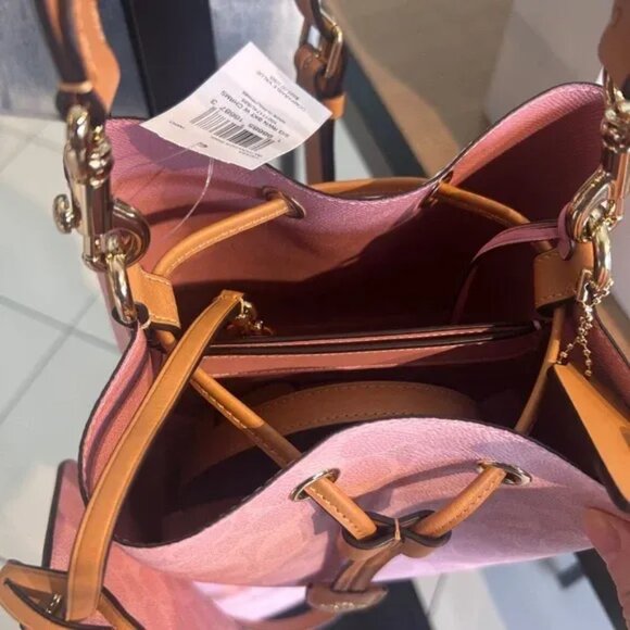 🌸Coach Rowan Bucket Bag In Signature Canvas With Charms CEA23 Powder Pink - Picture 6 of 7